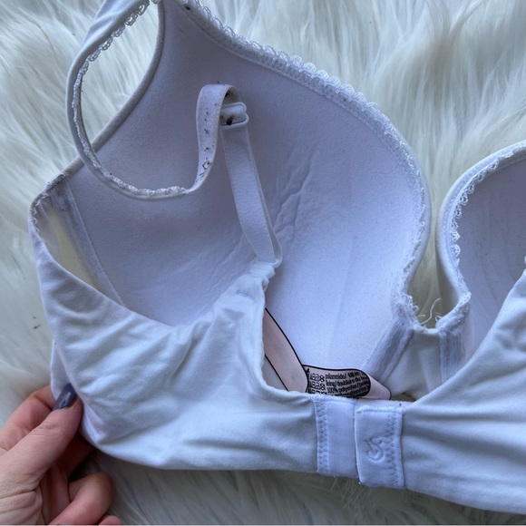 Victoria’s Secret White Lace Lined Body by Victoria Perfect Shape Push Up Bra - Picture 5 of 6